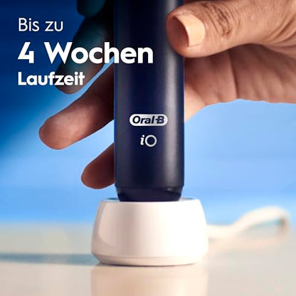 Oral-B iO Series 2 Elektrische Zahnbürste — Electric Toothbrush, Inkl. 1 Aufsteckbürste, Reise-Etui — 3 Putzmodi für Zahnpflege, GUT GETESTET (2,2) von STIFTUNG WARENTEST, Designed by Braun, Schwarz