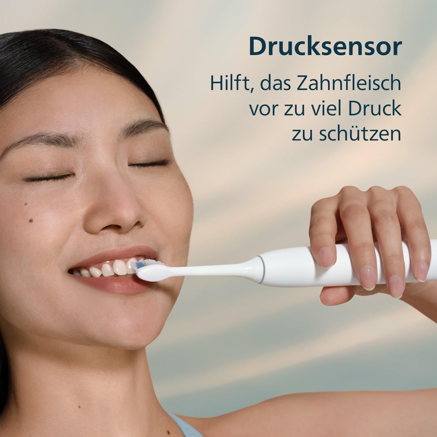 Philips Sonicare 5500 elektrische Zahnbürste, Schallzahnbürste mit 2 Putzmodi, Andruckkontrolle, EasyStart, SmarTimer und BrushPacer, Weiß, Modell HX7110/02 [Neue Technologie]